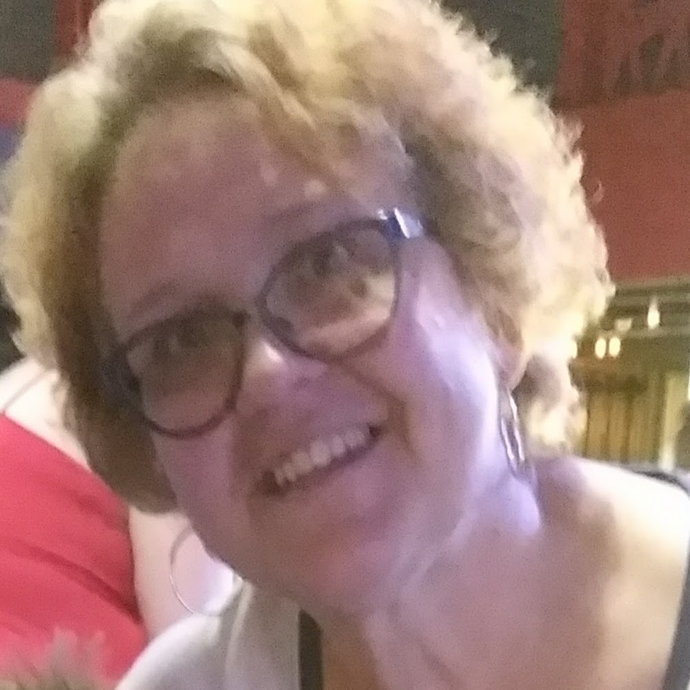 Meet your Posher, Linda